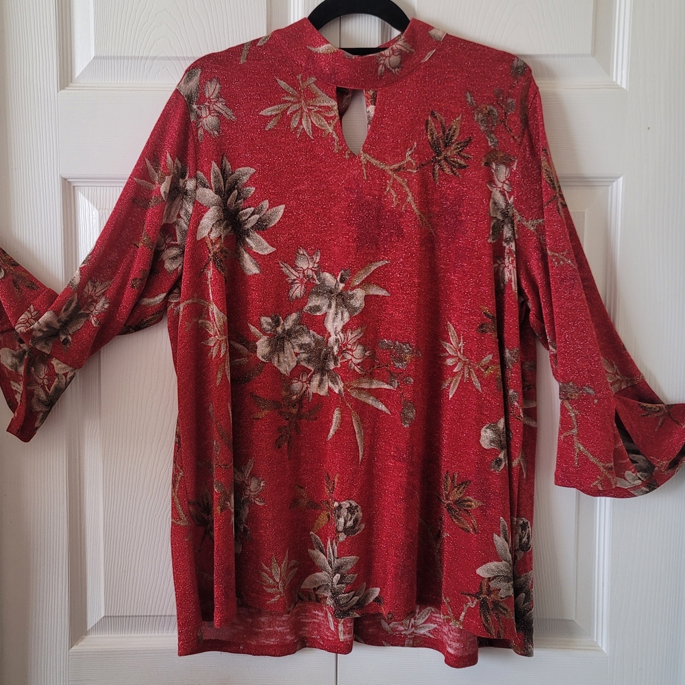 NWT! EST 1946 SPARKELING RED/ TAN HOLIDAY LADIES TOP